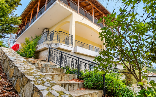 🏡Πολυτελής Διώροφη Κατοικία 327τ.μ, στην Άψαλο